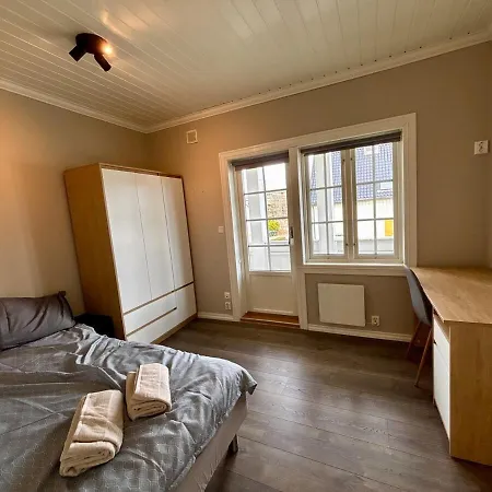 아파트 4 Bedroom For 8 - 110sqm - Free Parking - 5 Min To Brygga