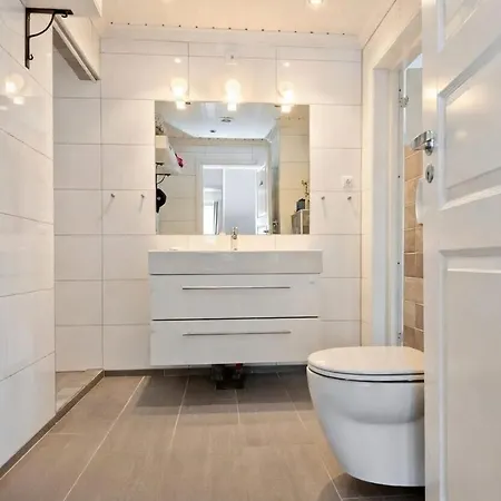Apartamento 4 Bedroom For 8 - 110sqm - Free Parking - 5 Min To Brygga *