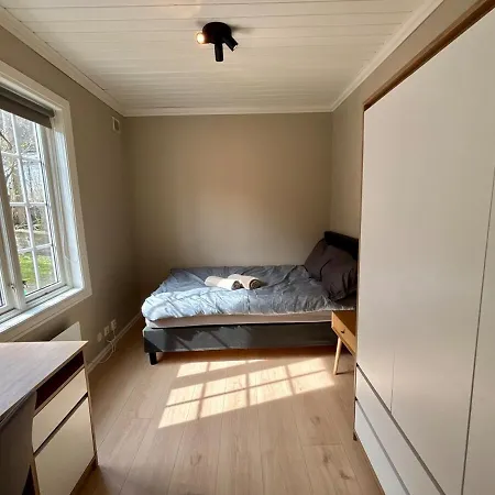 아파트 4 Bedroom For 8 - 110sqm - Free Parking - 5 Min To Brygga 톤스버그