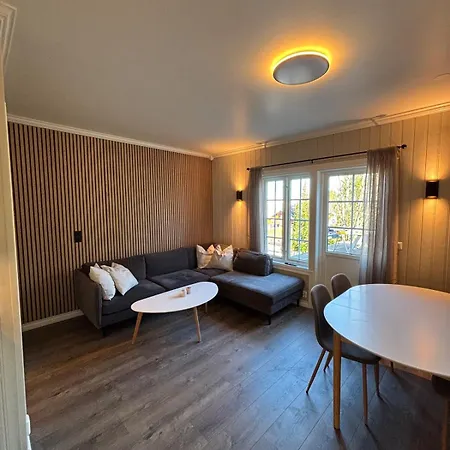 4 Bedroom For 8 - 110sqm - Free Parking - 5 Min To Brygga